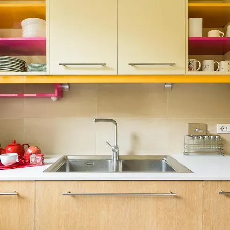 アパート Bright And Comfortable Flat In Central *